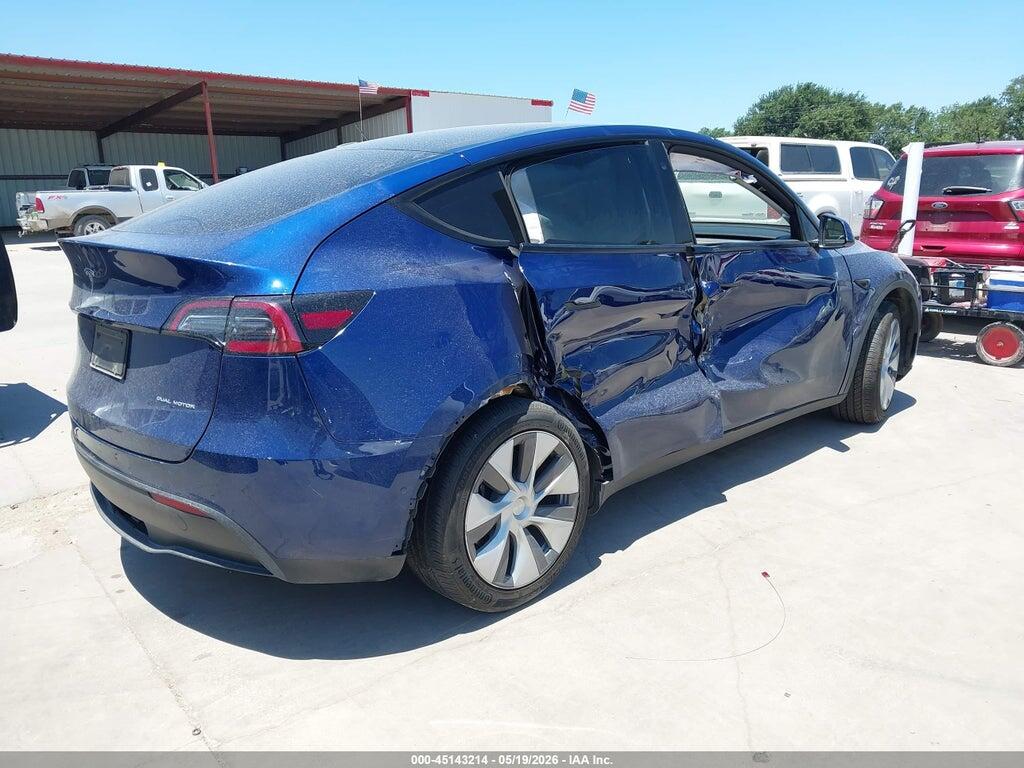7SAYGDEE5NA002796 2022 TESLA MODEL Y photo no. 4