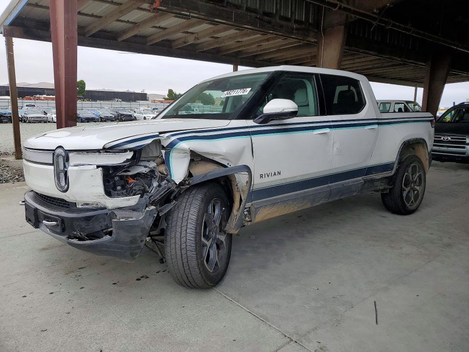2023 RIVIAN R1T 7FCTGBAA2PN028062