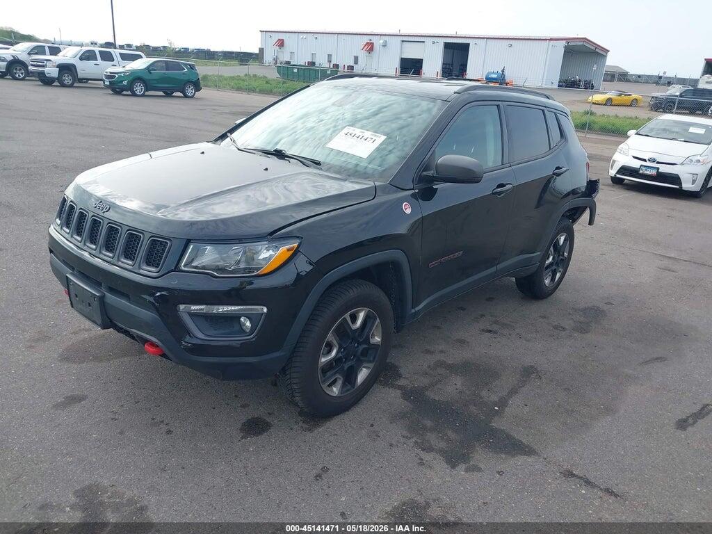 3C4NJDDB3JT419339 2018 JEEP COMPASS photo no. 2