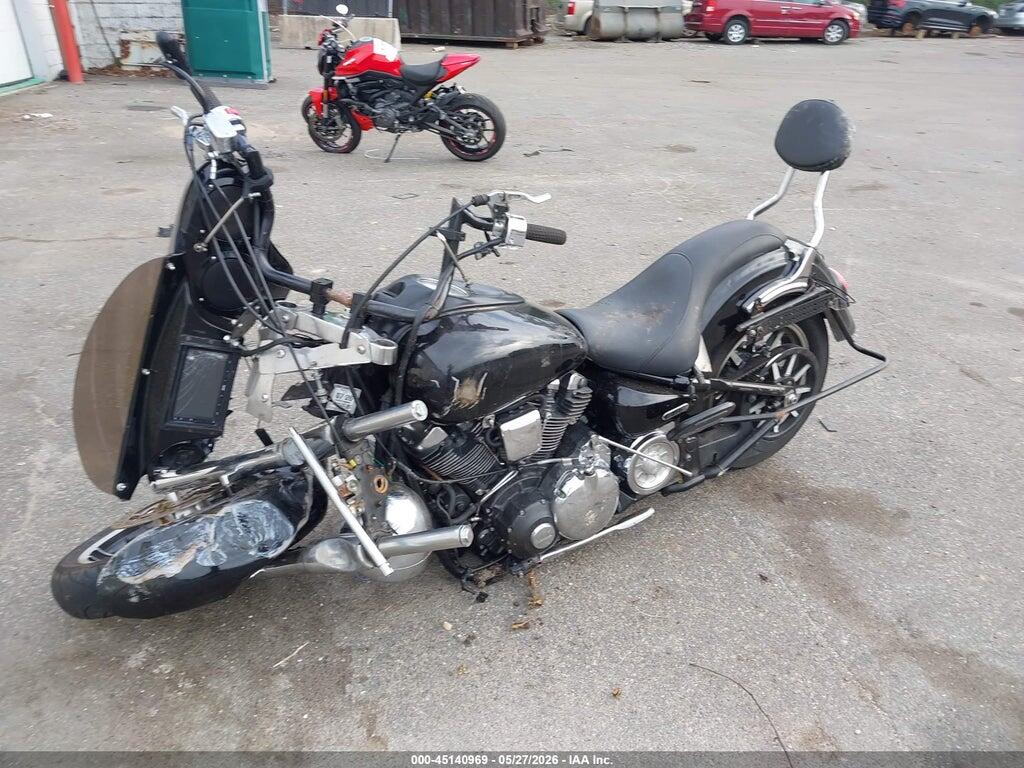 JYAVP17EX5A009696 2005 YAMAHA XV1700 photo no. 2