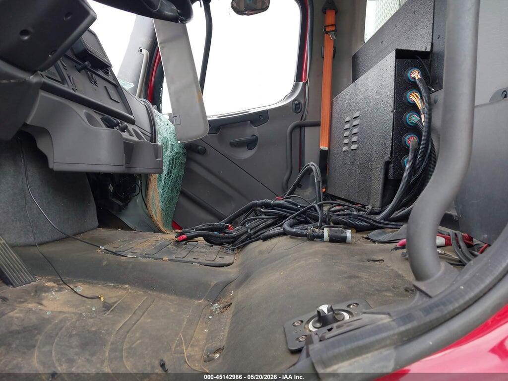 1FVACYFE5KHKF2148 2019 FREIGHTLINER M2 106 photo no. 8