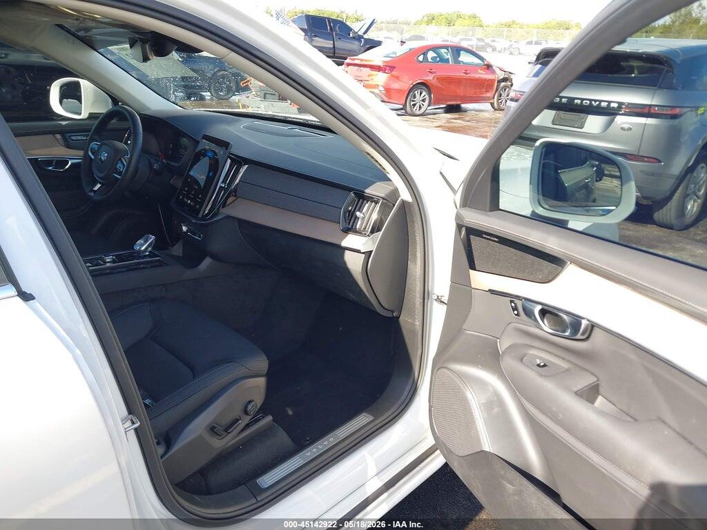 YV4062PB5S1361655 2025 VOLVO XC90 photo no. 5