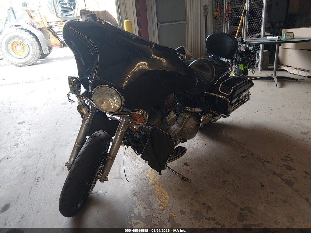 1HD1DDV181Y619772 2001 HARLEY-DAVIDSON FLHT photo no. 2