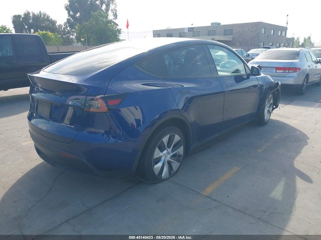 7SAYGAEE1RF983197 2024 TESLA MODEL Y photo no. 4