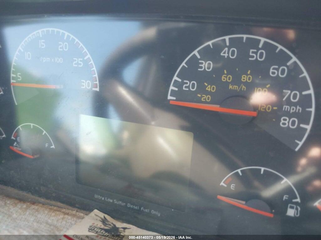4V4NC9EJ0DN567762 2013 VOLVO VN photo no. 5