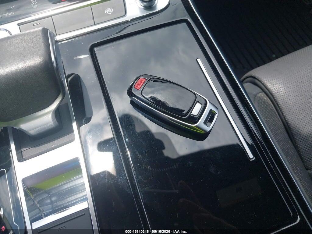 WAU8DAF82KN019064 2019 AUDI A8 L photo no. 11