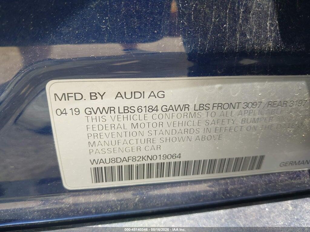 WAU8DAF82KN019064 2019 AUDI A8 L photo no. 9