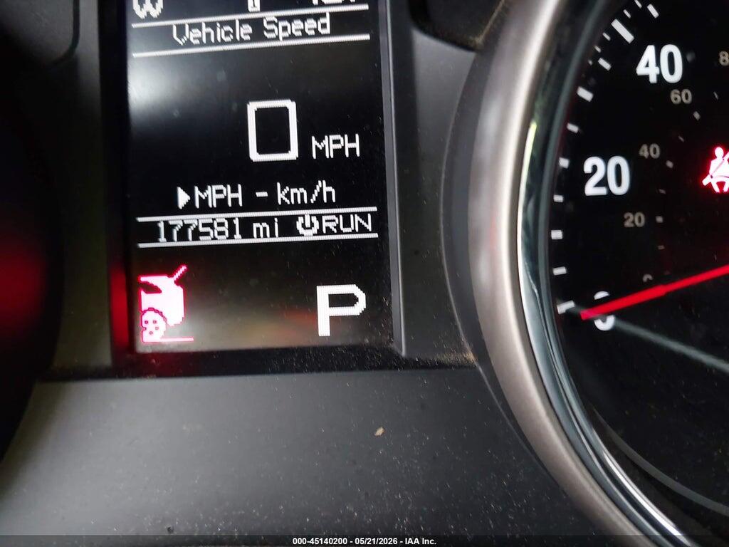 1J4RR4GT5BC548897 2011 JEEP GRAND CHEROKEE photo no. 7