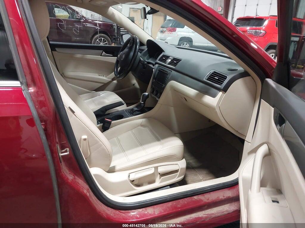 1VWAT7A39FC120929 2015 VOLKSWAGEN PASSAT photo no. 5