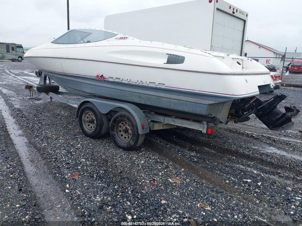 00000B1YA65CFA090 1990 BAYLINER CAPRI photo no. 3