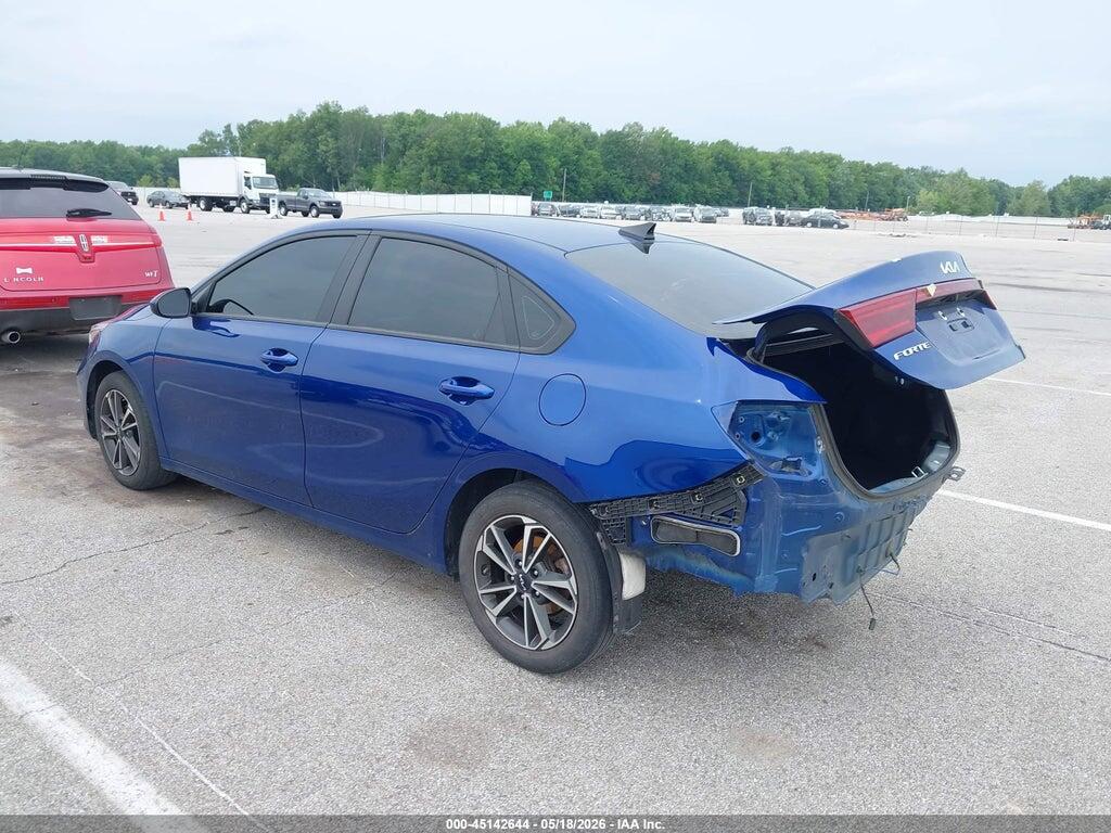 3KPF24AD1PE681137 2023 KIA FORTE photo no. 3