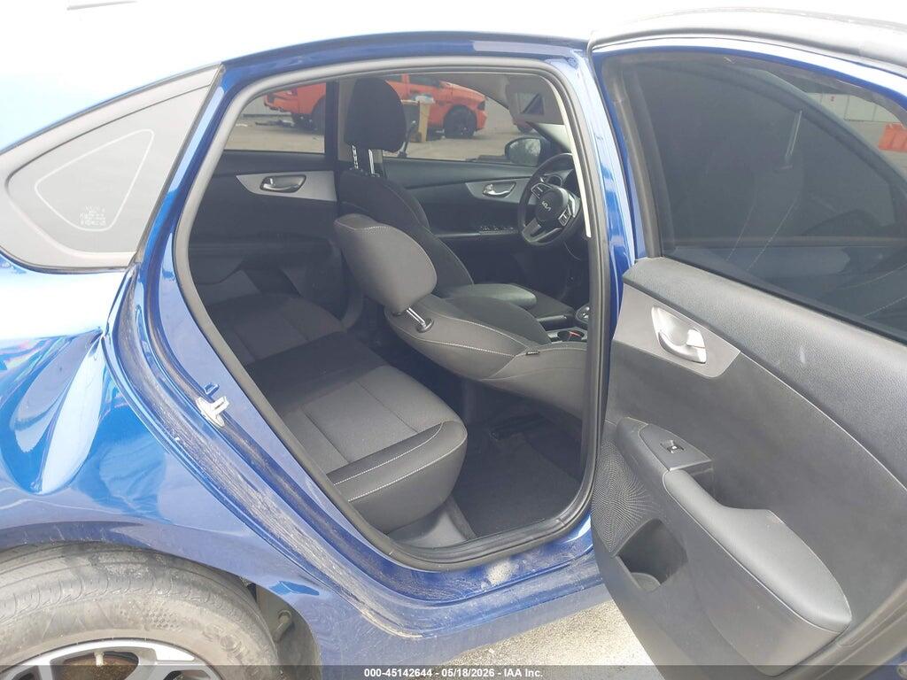 3KPF24AD1PE681137 2023 KIA FORTE photo no. 8