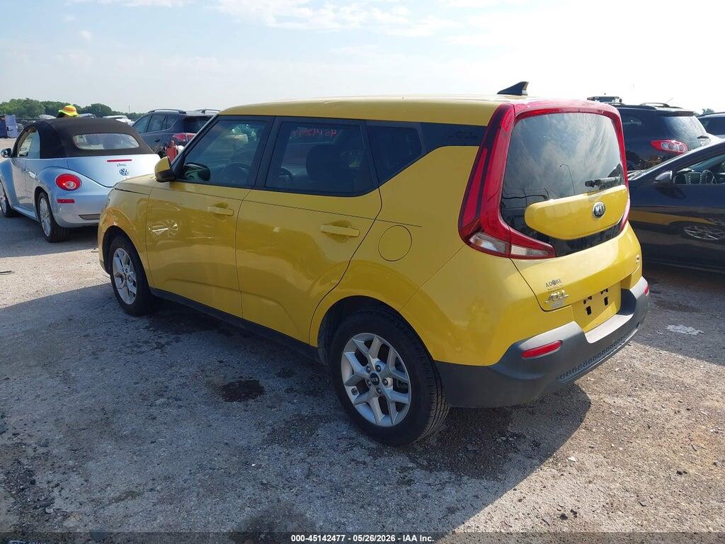 KNDJ23AU7L7049838 2020 KIA SOUL photo no. 3