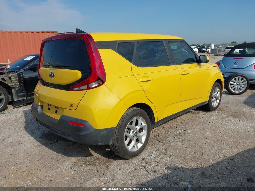 KNDJ23AU7L7049838 2020 KIA SOUL photo no. 4