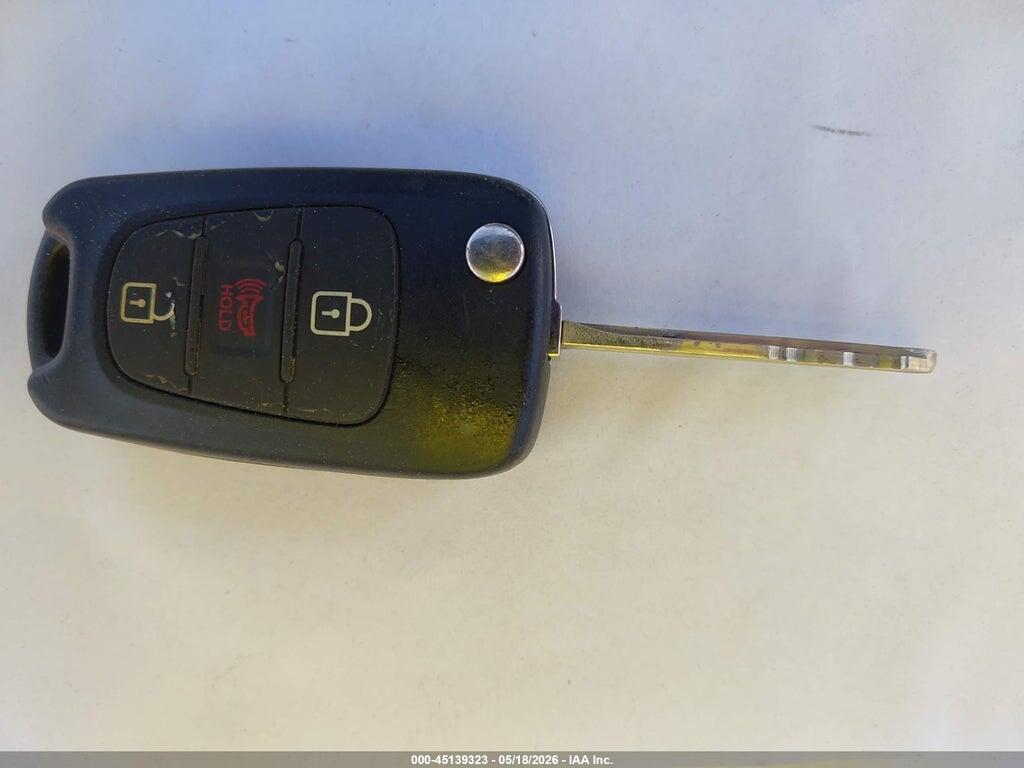 KNDJT2A50D7628462 2013 KIA SOUL photo no. 11