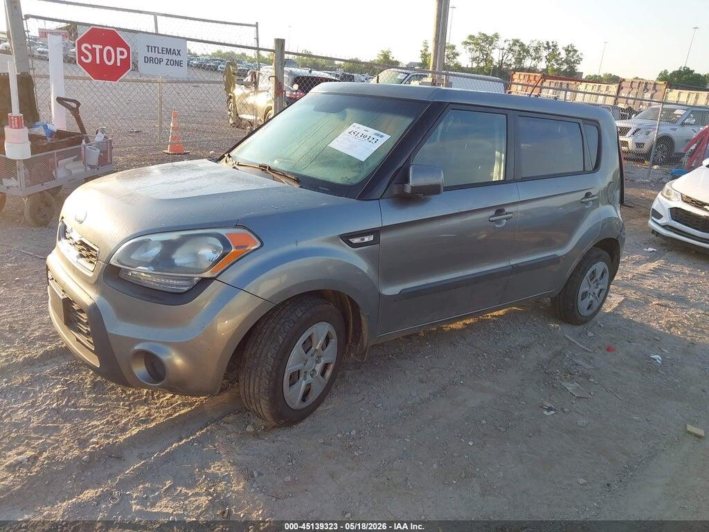 KNDJT2A50D7628462 2013 KIA SOUL photo no. 2
