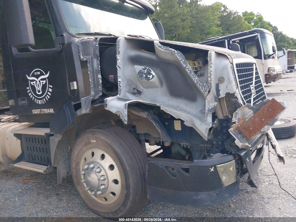 4V4NC9EG0EN161888 2014 VOLVO VN photo no. 11