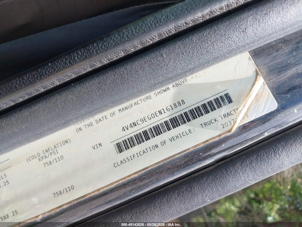 4V4NC9EG0EN161888 2014 VOLVO VN photo no. 8