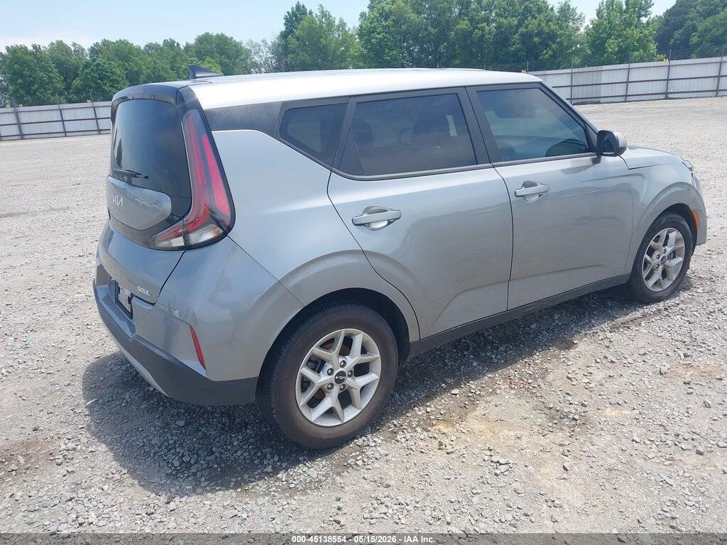 KNDJ23AU9R7908727 2024 KIA SOUL photo no. 4