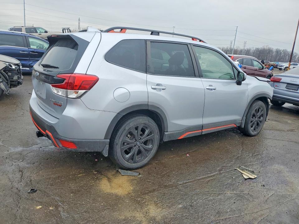 2023 SUBARU FORESTER SPORT — Фото 3 из 13