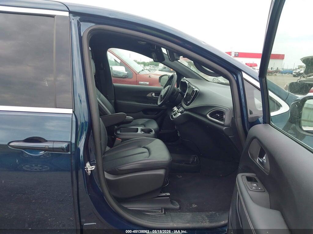 2C4RC1BG0SR587551 2025 CHRYSLER PACIFICA photo no. 5