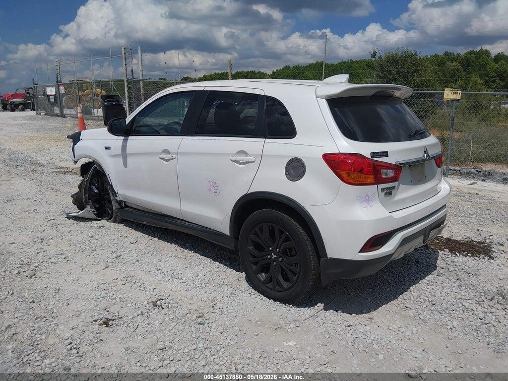 JA4AP3AU3JU008035 2018 MITSUBISHI OUTLANDER SPORT photo no. 3