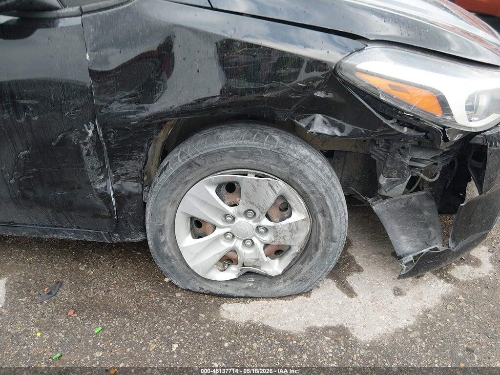 3KPFK4A70HE058913 2017 KIA FORTE photo no. 6
