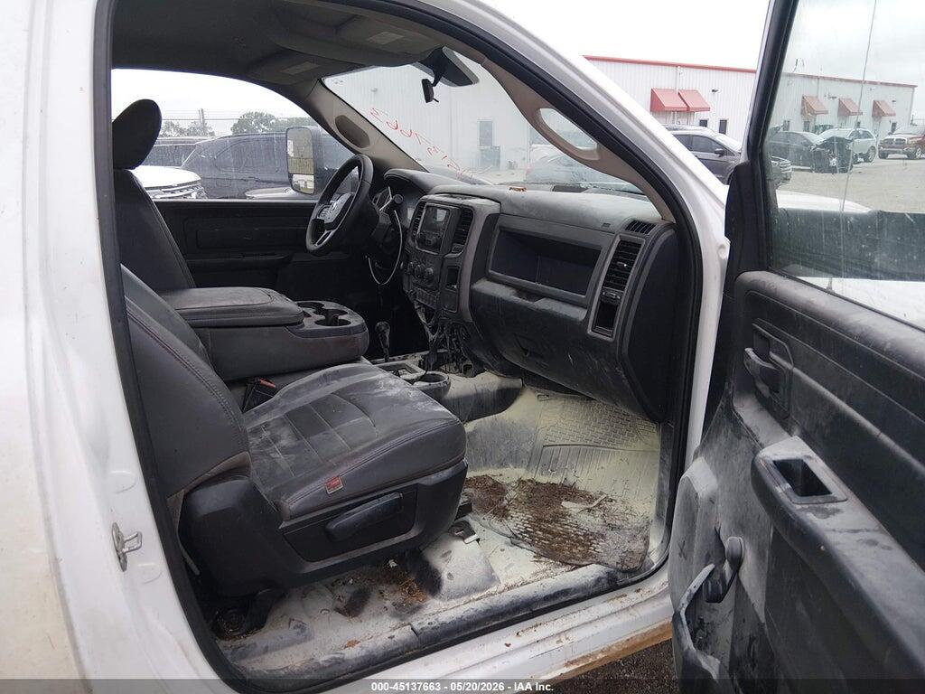 3C7WRTBLXJG180208 2018 RAM 3500 CHASSIS photo no. 7