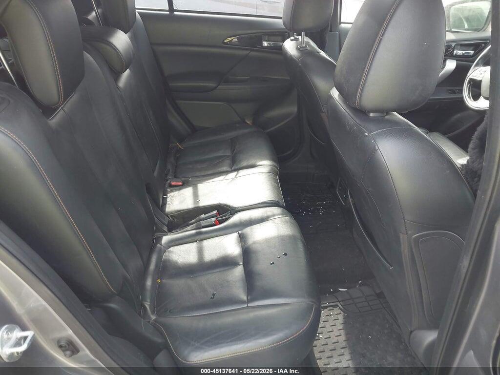 JA4AT5AA8JZ050913 2018 MITSUBISHI ECLIPSE CROSS photo no. 8
