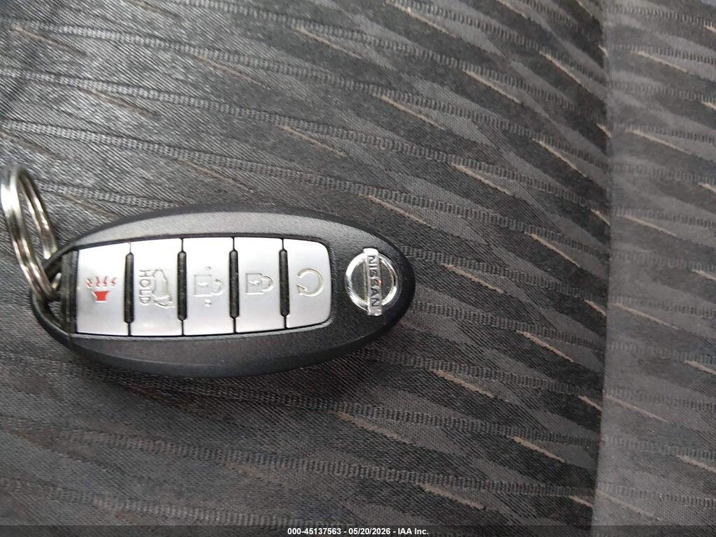 KNMAT2MT1JP610557 2018 NISSAN ROGUE photo no. 11