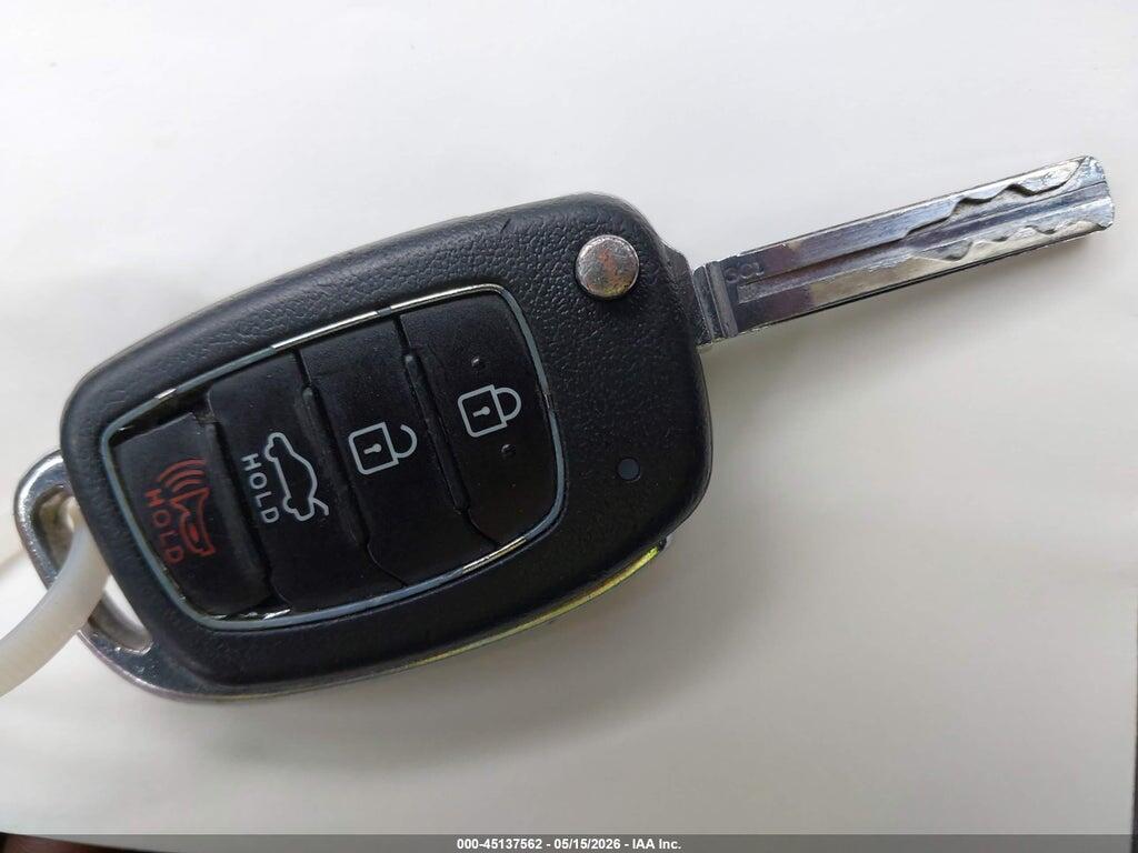 5NPE24AF8FH165252 2015 HYUNDAI SONATA photo no. 11