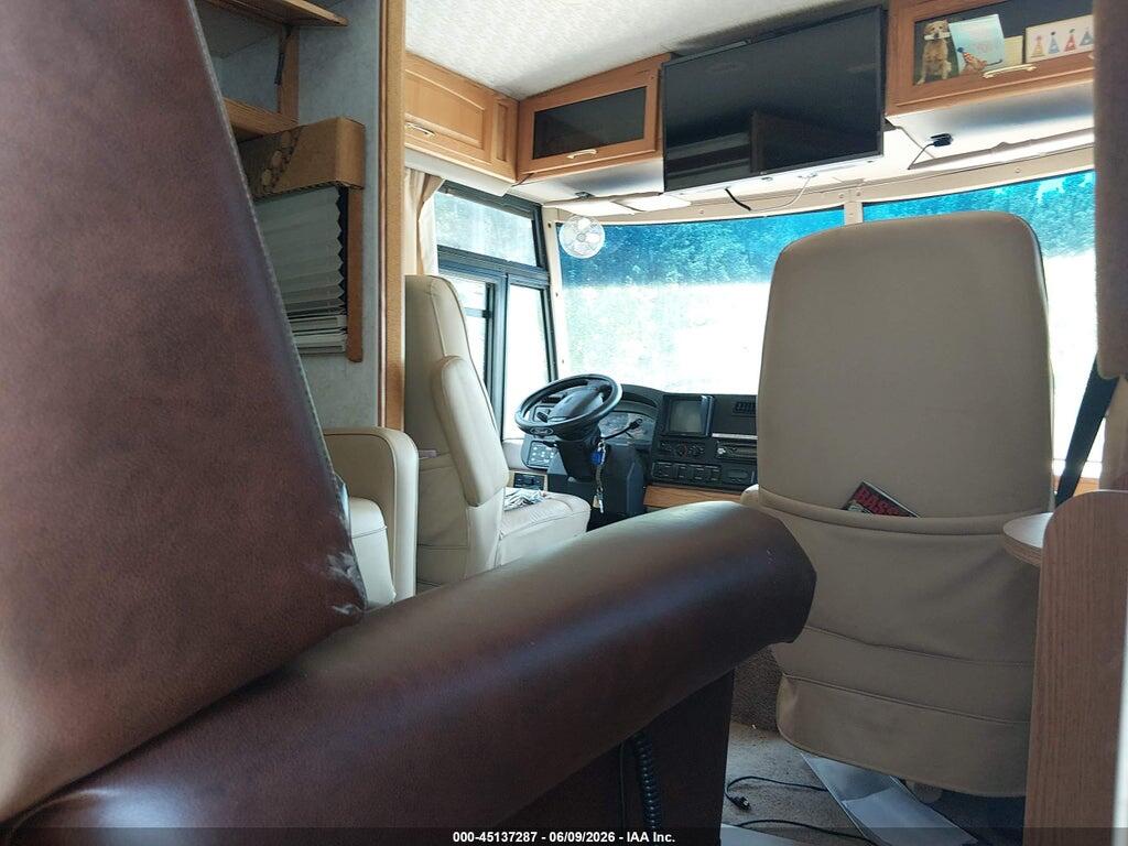 1FCNF53SX10A05609 2001 FORD F550 photo no. 5