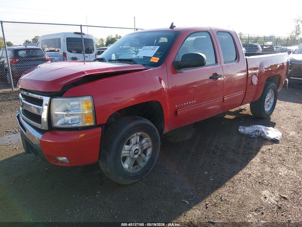 1GCRKSE39BZ308752 2011 CHEVROLET SILVERADO 1500 photo no. 2