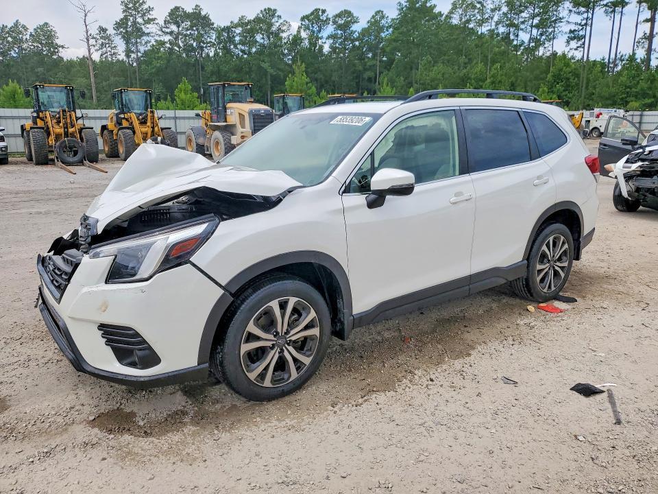 2023 SUBARU FORESTER LIMITED