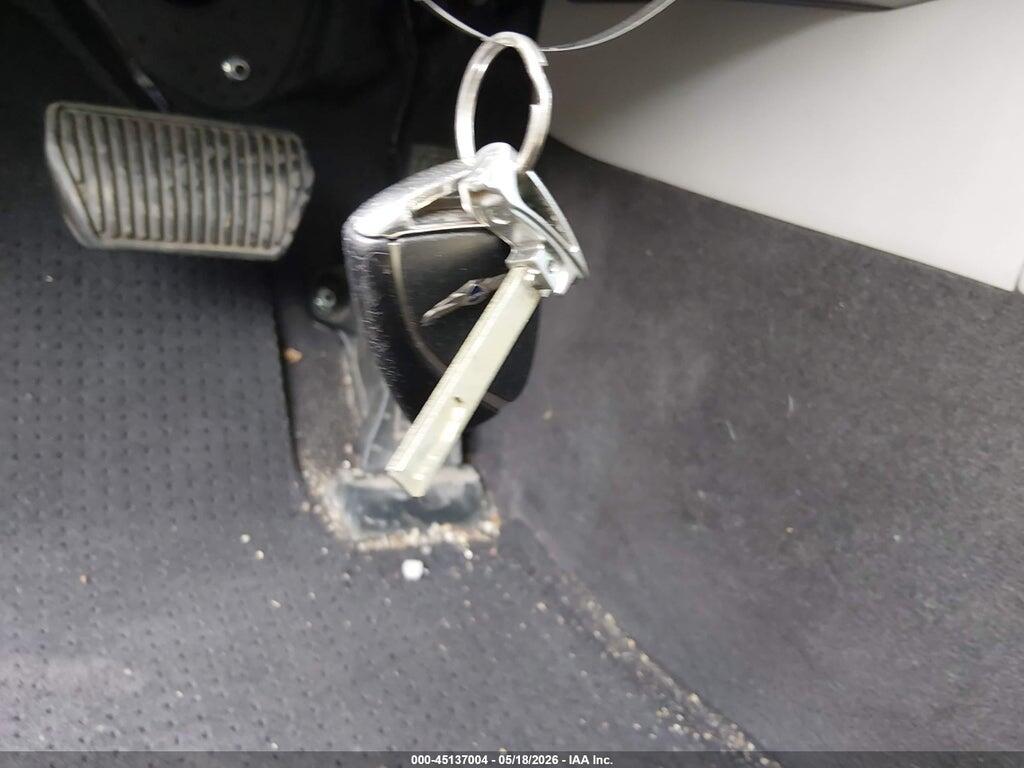 KMHGN4JE0FU032848 2015 HYUNDAI GENESIS photo no. 11