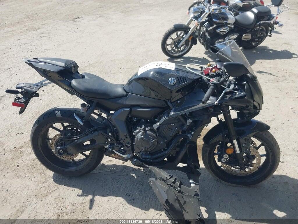 JYARM38Y6SA003632 2025 YAMAHA YZFR7 photo no. 12