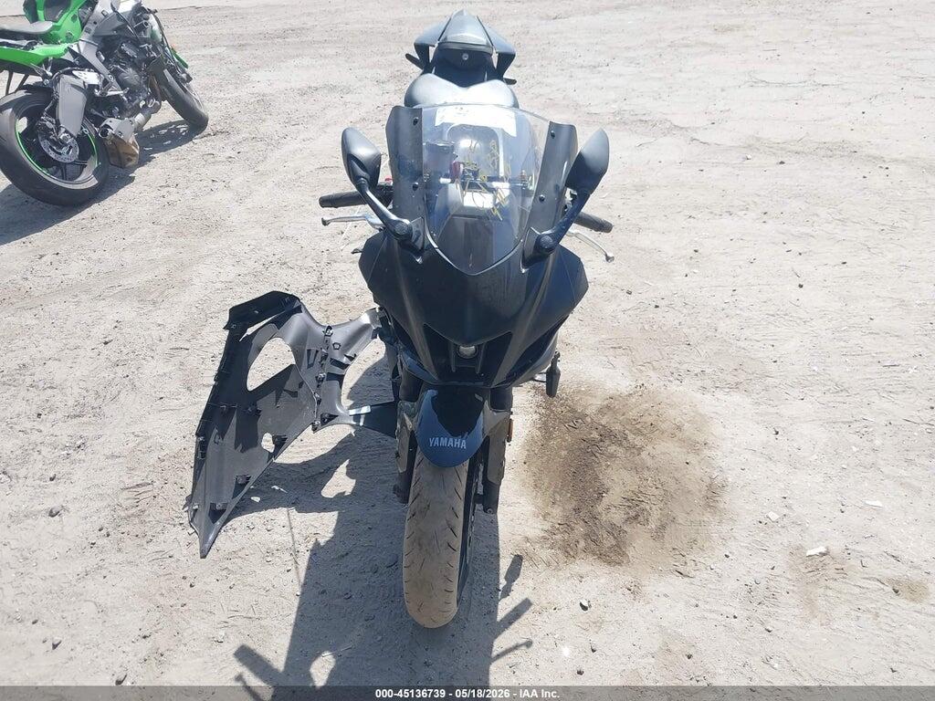 JYARM38Y6SA003632 2025 YAMAHA YZFR7 photo no. 5