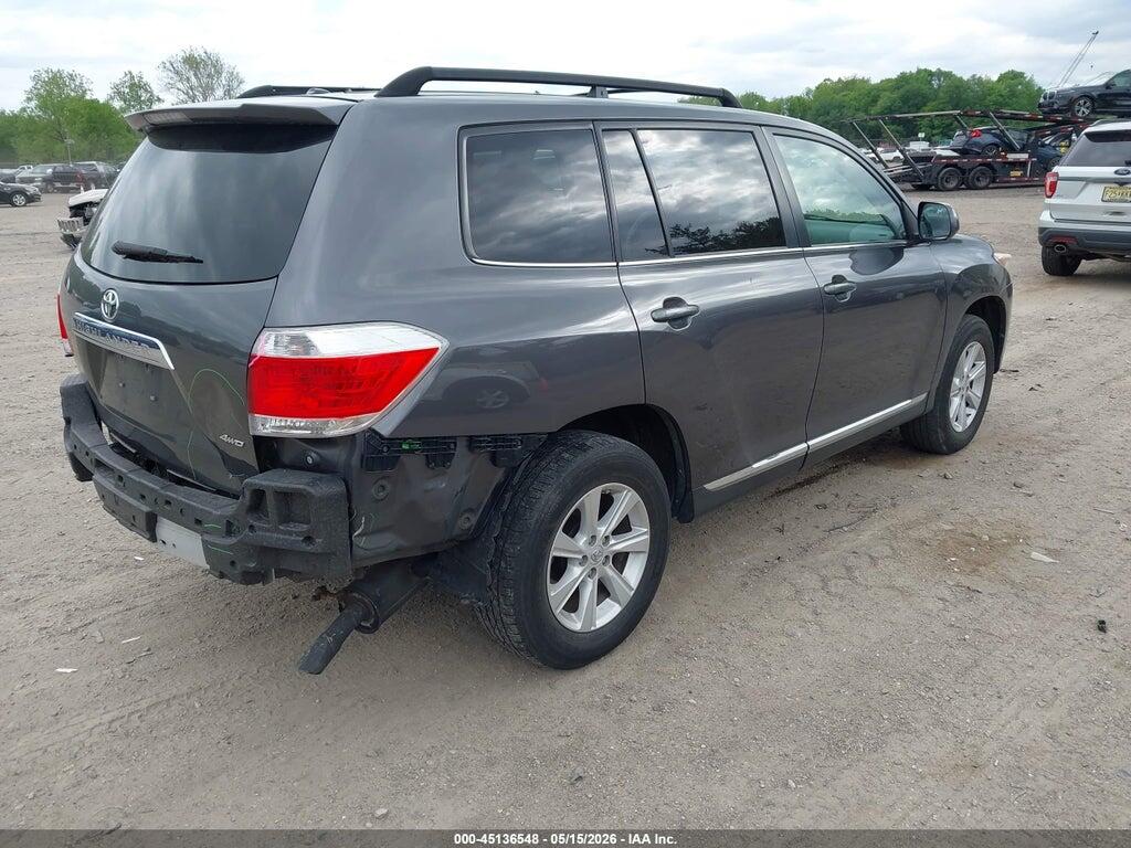 5TDBK3EH8BS052074 2011 TOYOTA HIGHLANDER photo no. 4