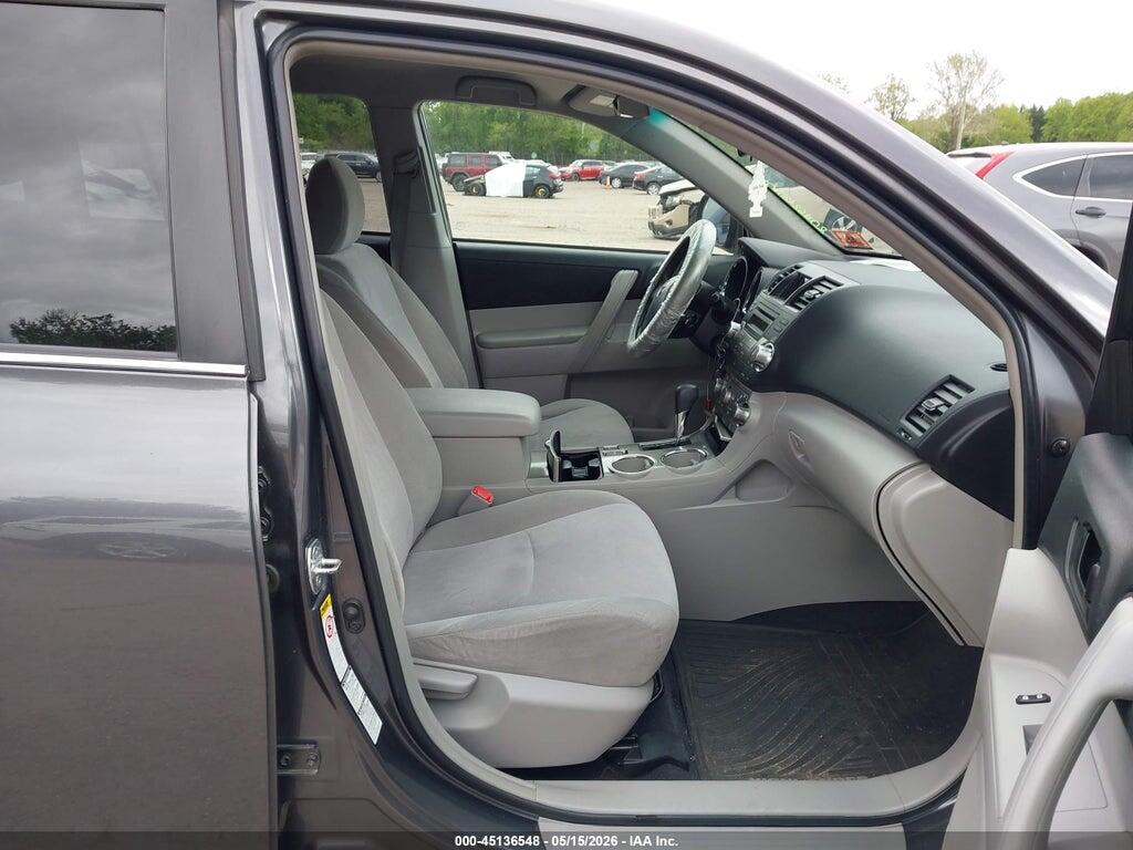 5TDBK3EH8BS052074 2011 TOYOTA HIGHLANDER photo no. 5
