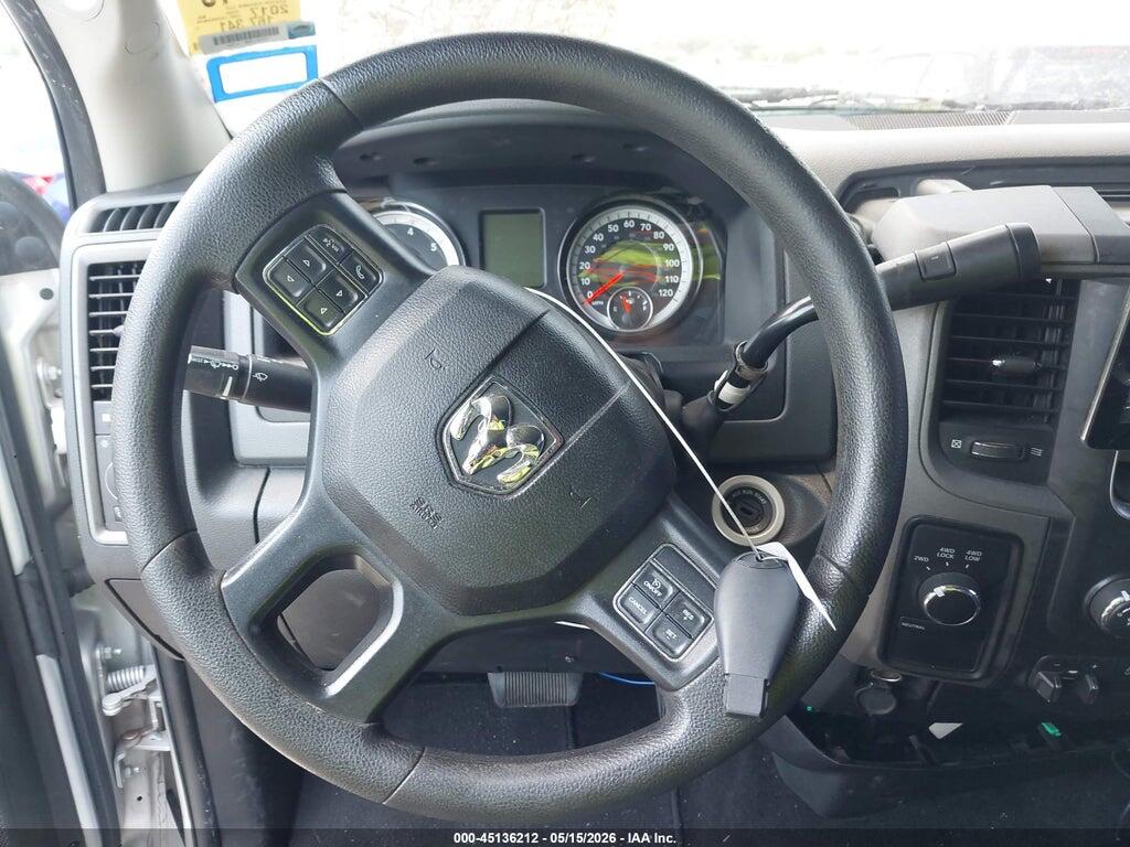 2017 RAM 2500 TRADESMAN  4X4 6'4 BOX — Фото 11 из 16