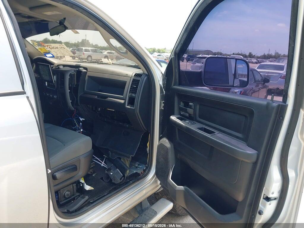 2017 RAM 2500 TRADESMAN  4X4 6'4 BOX — Фото 5 из 16