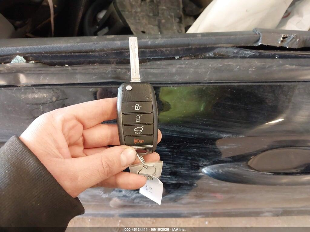 KNDMA5C11K6532647 2019 KIA SEDONA photo no. 11