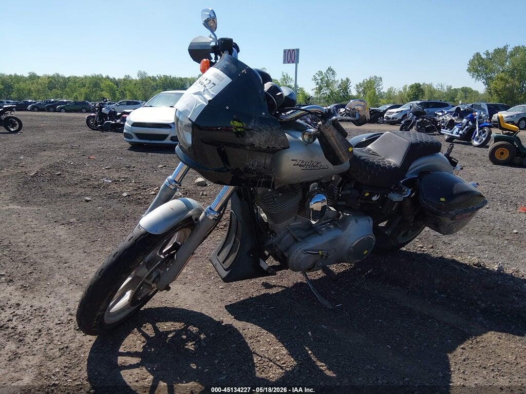 1HD1GM1126K327686 2006 HARLEY-DAVIDSON FXDI photo no. 2