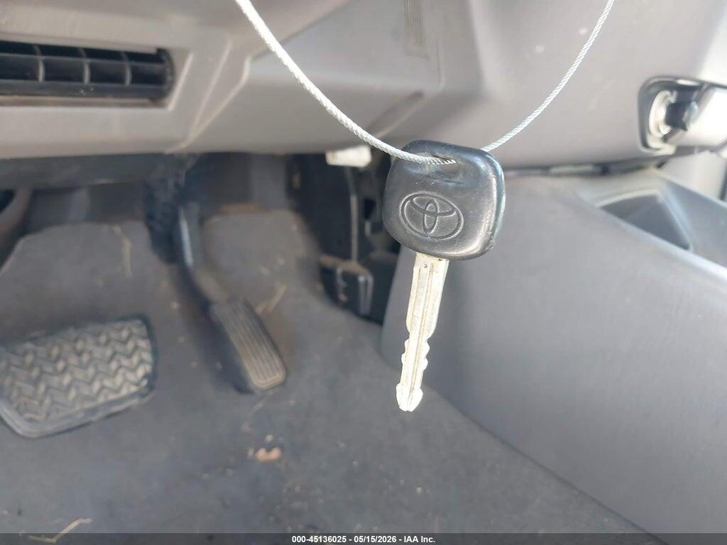 5TDBT44A64S229084 2004 TOYOTA SEQUOIA photo no. 11