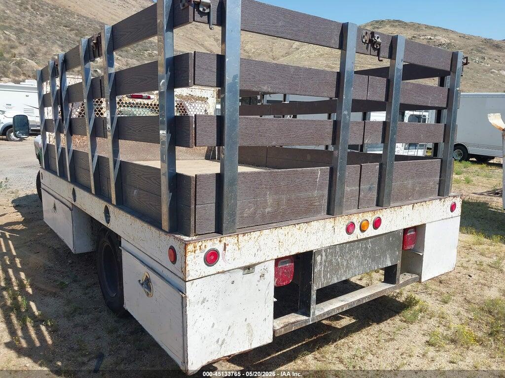 1GBJC34KX7E509765 2007 CHEVROLET SILVERADO 3500 CHASSIS photo no. 3