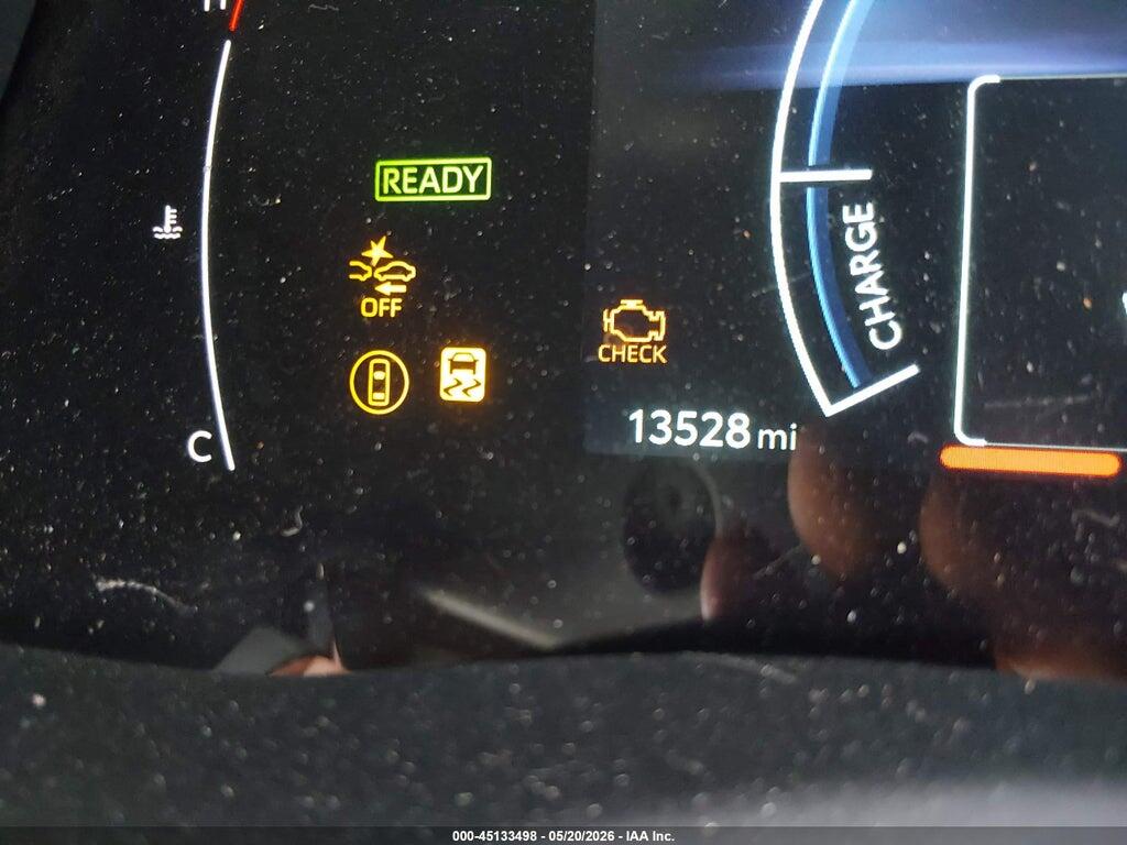 2025 TOYOTA CAMRY SE — Фото 16 из 16