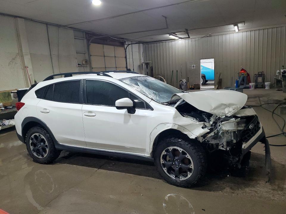 2023 SUBARU CROSSTREK PREMIUM — Фото 4 из 14