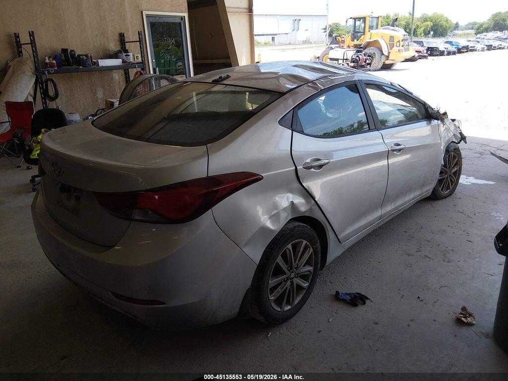 5NPDH4AE7GH781639 2016 HYUNDAI ELANTRA photo no. 4