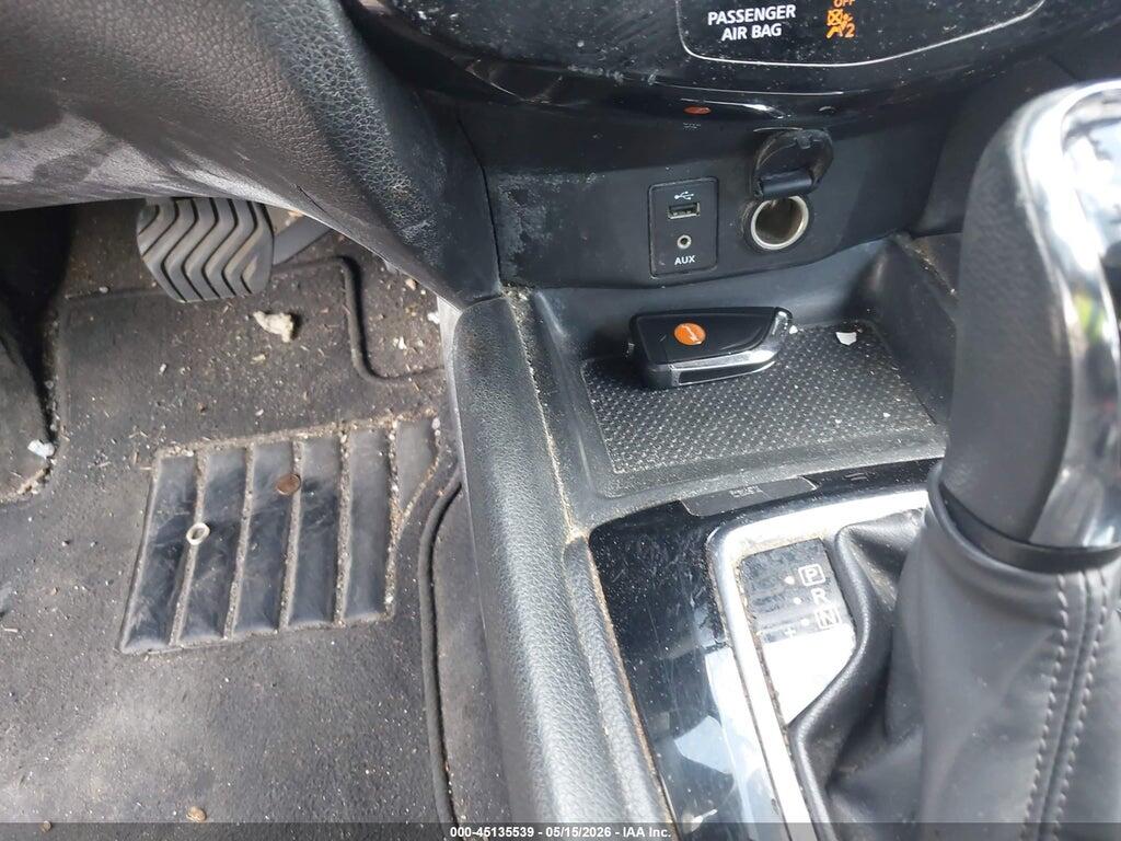 JN1BJ1CR5JW210651 2018 NISSAN ROGUE SPORT photo no. 11