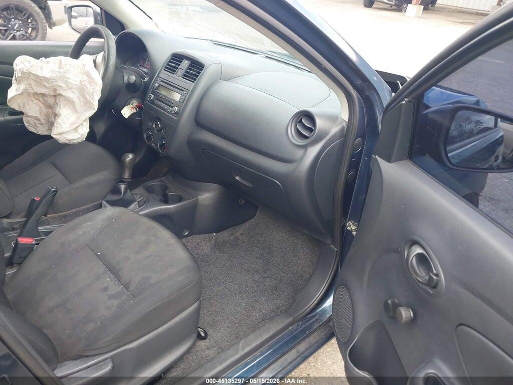3N1CN7AP4GL847560 2016 NISSAN VERSA photo no. 5